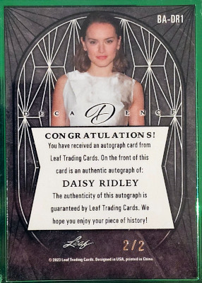 Daisy Ridley Baksida